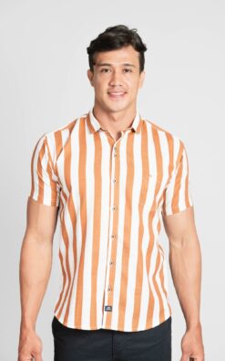 CAMISA DE MANGA CORTA CON ESTAMPADO DE LÍNEAS