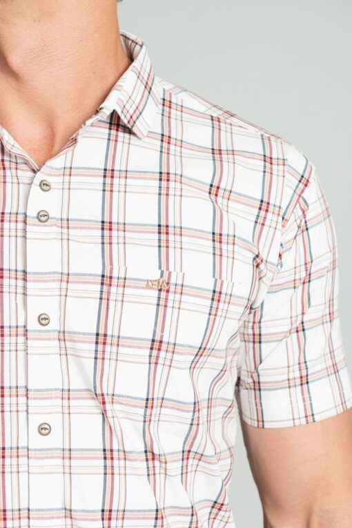 CAMISA DE MANGA CORTA CON ESTAMPADO DE CUADROS - Imagen 4